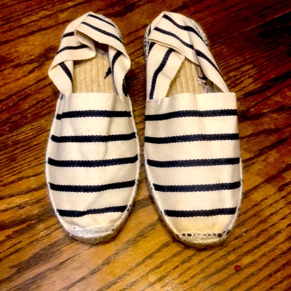 New Artisanat Francais blue and white canvas espadrille’s size 38 size 7-7.5 us - Picture 1 of 9